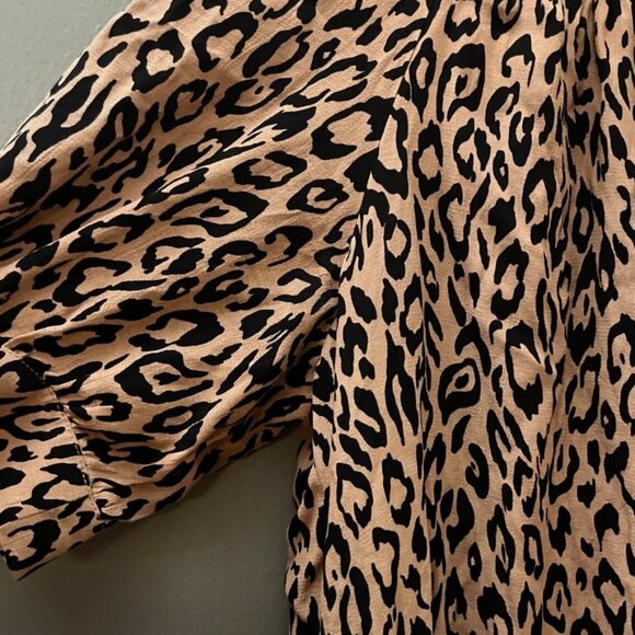 By Anthropologie Midi Dress Medium Leopard Print Side Slit Puff Sleeve Edgy Chic - Picture 7 of 8